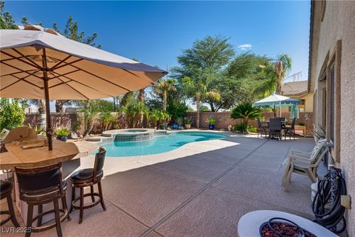 8048 Slate Falls St, North Las Vegas, NV, 89085-4400 | Card Image