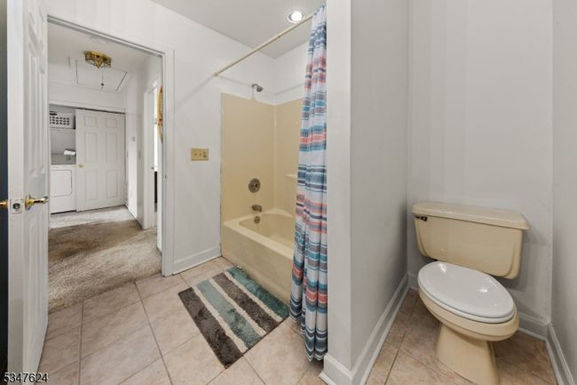 101 Hidden Gln, Townhouse with 3 bedrooms, 2 bathrooms and null parking in Montague NJ | Image 16