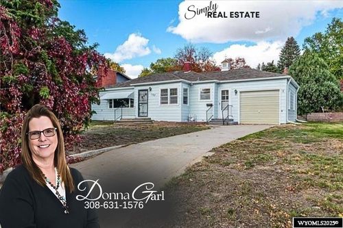 137 Loma Vista Rd, Torrington, WY, 82240-1744 | Card Image