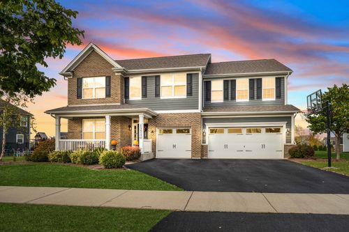13710 Buchanan Dr, Lemont, IL, 60439-8795 | Card Image