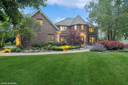 22902 W Lochanora Dr, Hawthorn Woods, IL, 60047-7529 | Card Image