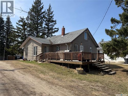 105 Hall St, Wawota, SK, S0G | Card Image