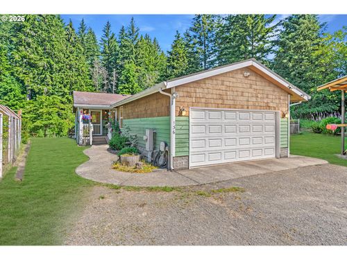 136 Longhorn Rd, AMBOY, WA, 98601-3532 | Card Image