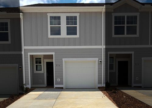 228 Darlington Dr, Dickson, TN, 37055-2570 | Card Image