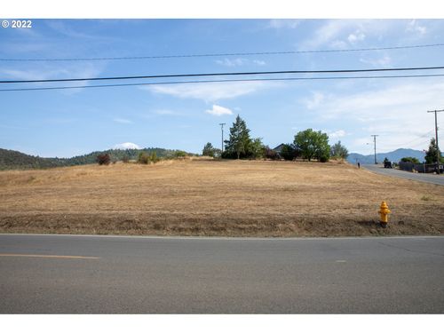 0 Smith St, Riddle, OR, 97469 | Card Image