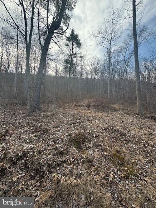 1403 Paxton Dr, DALMATIA, PA, 17017 | Card Image