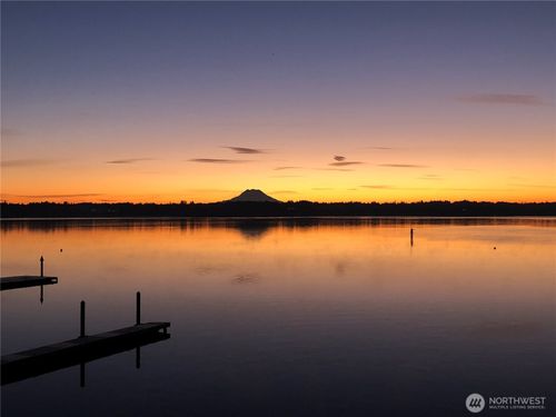 2417 Beach View Ln Nw, Olympia, WA, 98502-3638 | Card Image