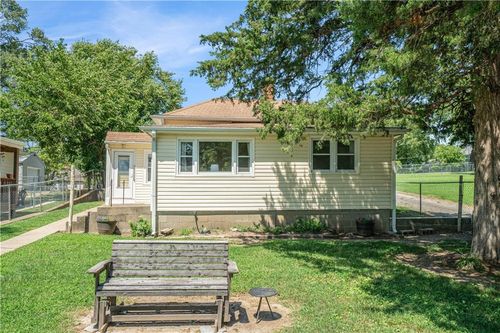 34 Limit St, Leavenworth, KS, 66048-4679 | Card Image