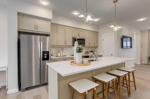 585 Savanna Dr Ne, Calgary, AB, T3J5P8 | Card Image