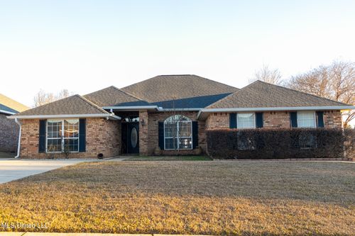 8062 Woodleigh Cv, Biloxi, MS, 39532-8583 | Card Image