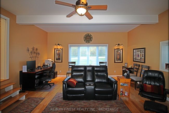 734 Short Point Rd, House other with 3 bedrooms, 3 bathrooms and 8 parking in Lyndhurst ON | Image 23
