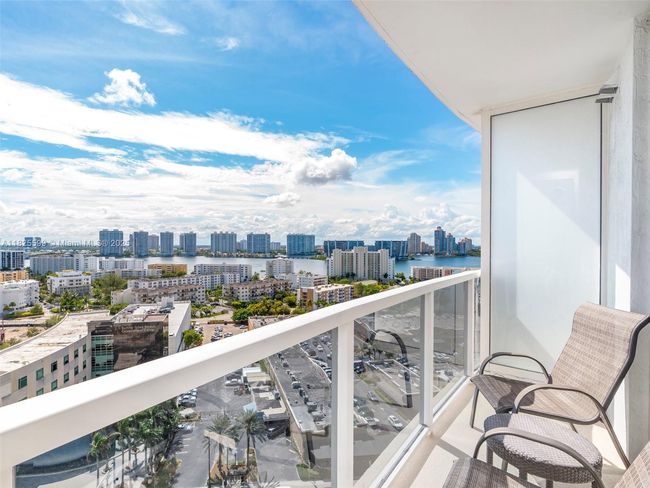 1418 - 18001 Collins Ave, Condo with 0 bedrooms, 1 bathrooms and null parking in Sunny Isles Beach FL | Image 11