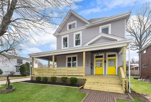 1234 Ridge Ave, Coraopolis, PA, 15108-1990 | Card Image