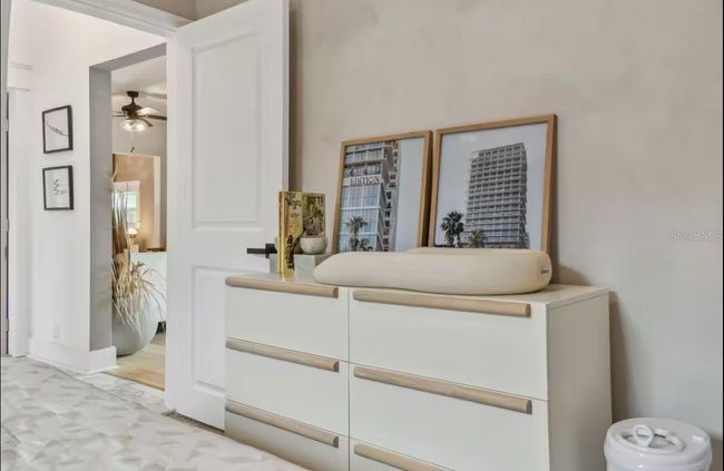 Guest Room | Image 22