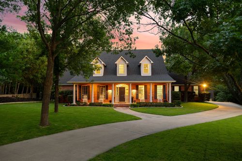 5 Meadowbrook Cir, Melissa, TX, 75454-8911 | Card Image