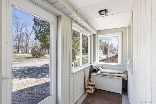 7989 Locklin, House other with 3 bedrooms, 1 bathrooms and null parking in West Bloomfield MI | Image 11
