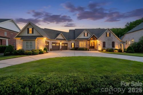 808 Brookberry Farm Cir, Winston Salem, NC, 27106-9834 | Card Image