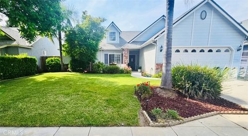 2559 E Fallbrook, Fresno, CA, 93720 | Card Image