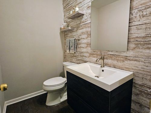 39 Sorrento Dr, Palos Heights, IL, 60463-1752 | Card Image