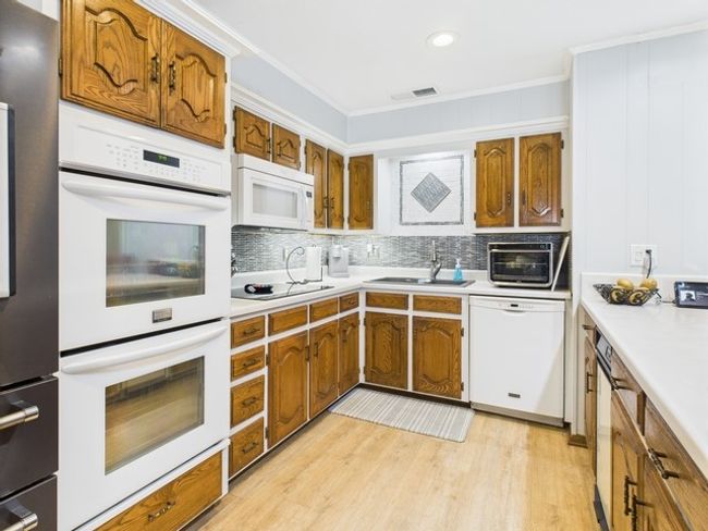 14227 Melody Ln, House other with 3 bedrooms, 2 bathrooms and null parking in Malakoff TX | Image 13