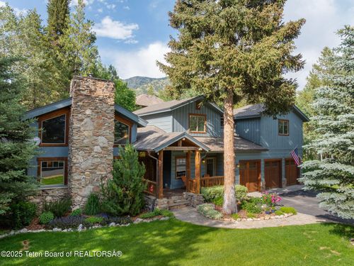 445 Aspen Ridge Trl, Alpine, WY, 83128 | Card Image