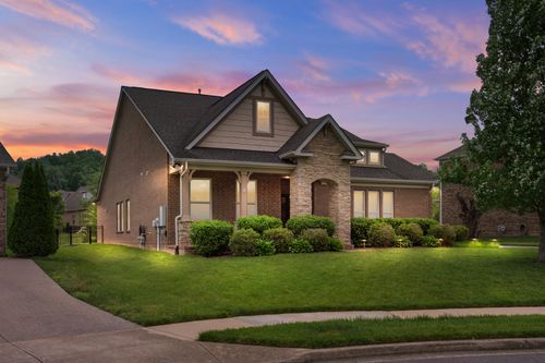 219 Calumet Ct, Gallatin, TN, 37066-1466 | Card Image