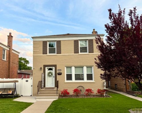 3855 109th Pl, Chicago, IL, 60655-4001 | Card Image