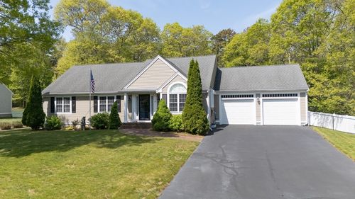 12 Sheffield Pl, Mashpee, MA, 02649-2244 | Card Image