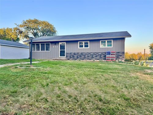 411 N Virginia St, Monroe, IA, 50170-7772 | Card Image
