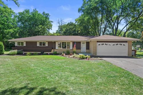 3580 Hollywood Lane, Brookfield, WI, 53045 | Card Image