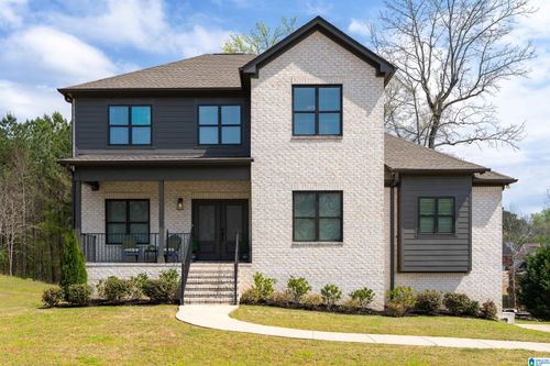 5687 Victoria Dr, HUEYTOWN, AL, 35023-5968 | Card Image