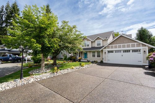 4442 209b St, Langley, BC, V3A8Y8 | Card Image