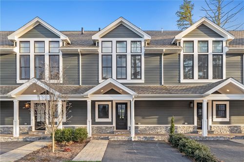 4 White Hawk Ridge, Richmond, RI, 02898 | Card Image