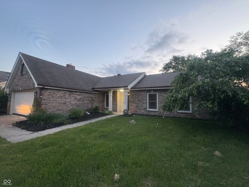 7630 Lippincott Way, Indianapolis, IN, 46268-4720 | Card Image