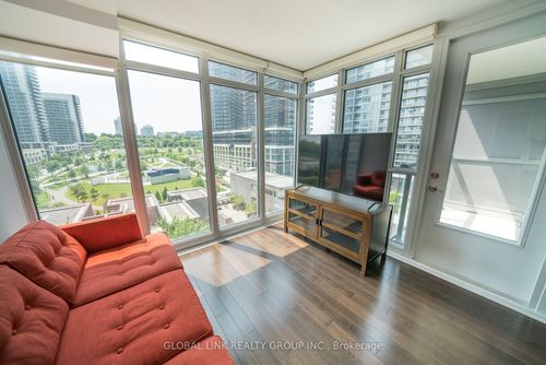 915-121 Mcmahon Dr, North York, ON, M2K0C1 | Card Image
