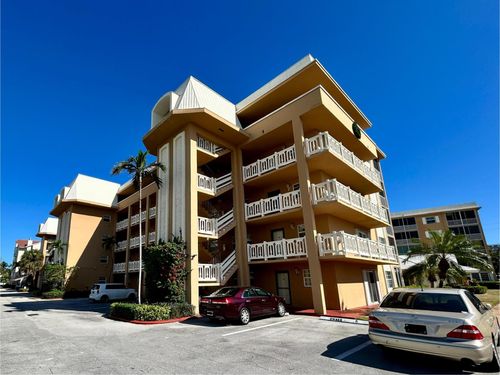 104-308 Golfview Road, North Palm Beach, FL, 33408 | Card Image