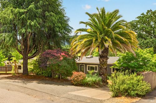 13502 Gibson St, Glen Ellen, CA, 95442-9741 | Card Image