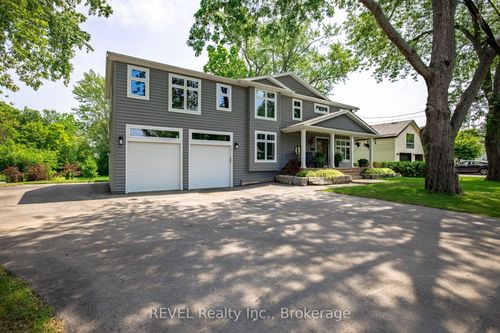 74 Montgomery Rd, Welland, ON, L3C2Y3 | Card Image