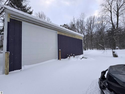 5123 W Fisher, Ludington, MI, 49431 | Card Image