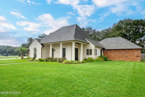 117 Hundred Oaks Drive, Youngsville, LA, 70592 | Card Image