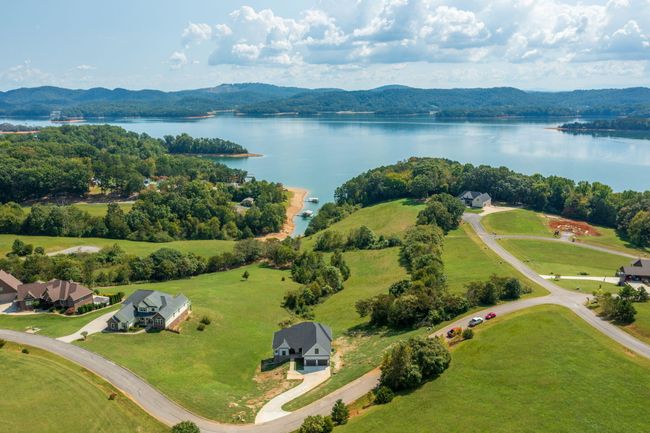 736 Cow Poke Ln, House other with 2 bedrooms, 3 bathrooms and null parking in Rutledge TN | Image 8