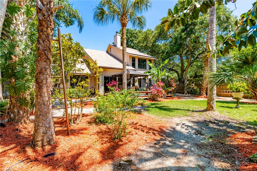 Royal Palm Pl, Vero Beach, FL 32960