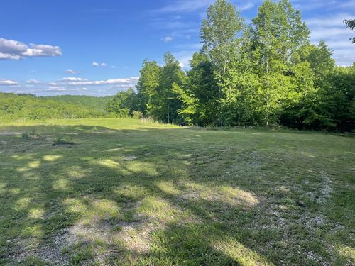 1015 Valencia Ct, Ashland City, TN, 37015-4720 | Card Image