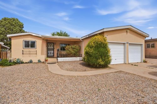 1015 Parsifal St, Albuquerque, NM, 87112-5238 | Card Image