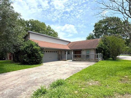 6620 Forest Trail Cir, Beaumont, TX, 77713-9702 | Card Image