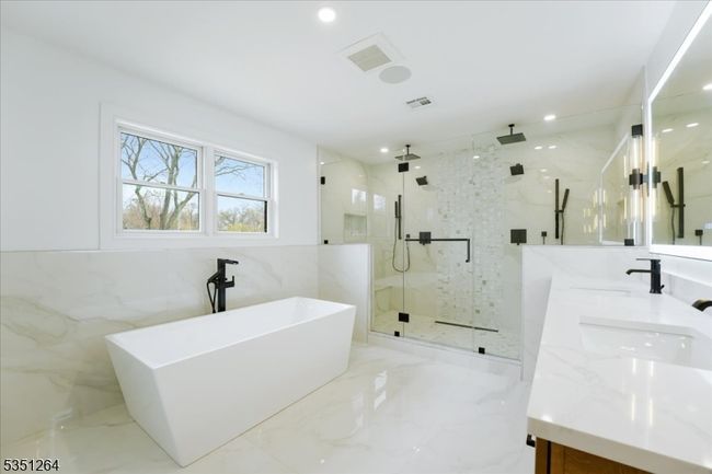 806 Arbor Rd, House other with 6 bedrooms, 5 bathrooms and null parking in Paramus NJ | Image 14