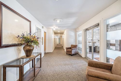 915 E Court #206 Street, Flint, MI, 48503 | Card Image