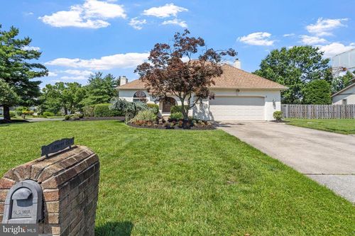 32 Country Walk, CHERRY HILL, NJ, 08003-2556 | Card Image