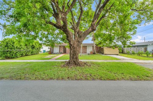 9982 Sw 196th St, Cutler Bay, FL, 33157-8666 | Card Image