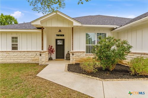 1800 Ridgewood Ct, Harker Heights, TX, 76548-8683 | Card Image